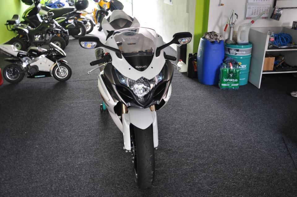 380485_293674477332253_227189640_n